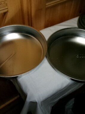 2 new old stock vintage pie tin 9 in slide release guide 1.5 deep Aluminum